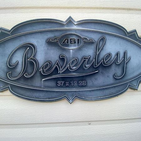 Luxury 2 Bedroom 2 Bathroom Caravan-Small Sofa 1 Pers Saint Osyth Zewnętrze zdjęcie