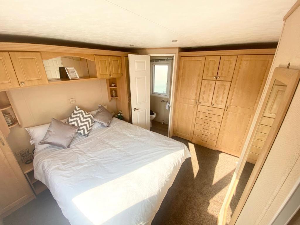 Luxury 2 Bedroom 2 Bathroom Caravan-Small Sofa 1 Pers Saint Osyth Zewnętrze zdjęcie