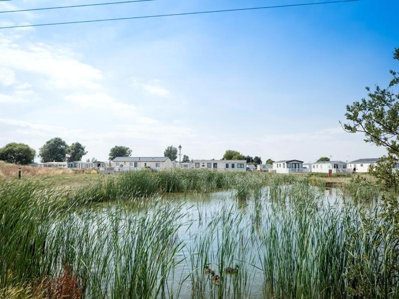 Luxury 2 Bedroom 2 Bathroom Caravan-Small Sofa 1 Pers Saint Osyth Zewnętrze zdjęcie